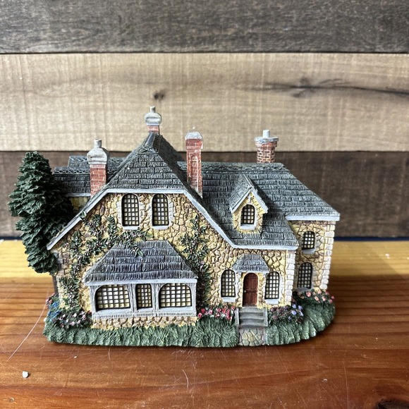 "Spring Gate Manor" Thomas Kinkade Lamplight Collection - Picture 3 of 7